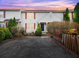 50 Marian Ct, Warwick, NY 10990