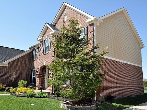 4th image of 2736 Heathermoor Park Dr