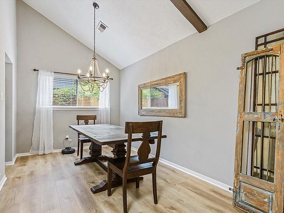 5th image of 16422 Dunmoor Dr