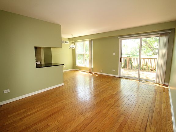 4th image of 353 W Birchwood Ave