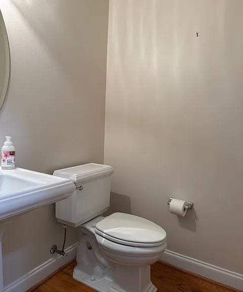 748 Moore Ave — Photo 22