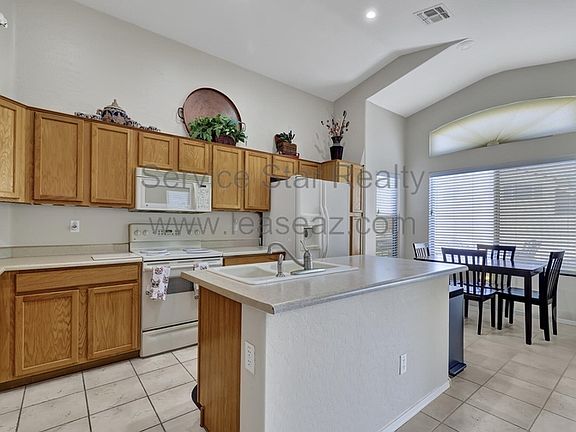 4th image of 6031 N Castano Dr