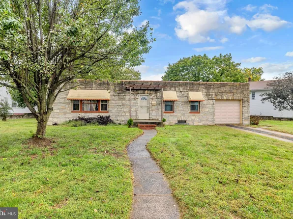 11 Short St, Harrington, DE 19952