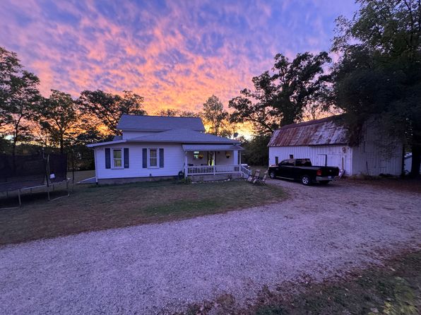 225 W Blair St