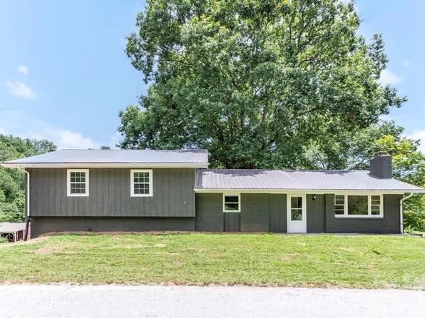76 Trent Rd, Brevard, NC 28712