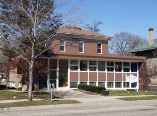 209 N Walnut St APT 1, Lansing, MI 48933