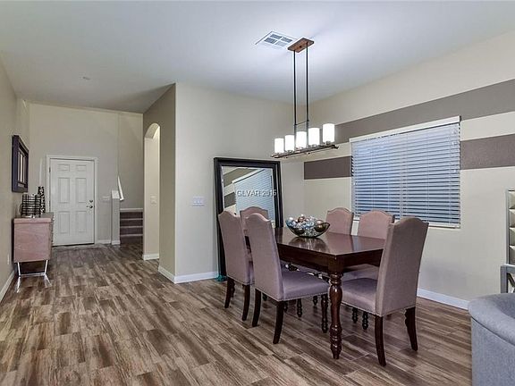 4th image of 801 Plockton Ave
