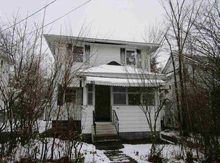 402 Adams St, Jackson, MI 49202