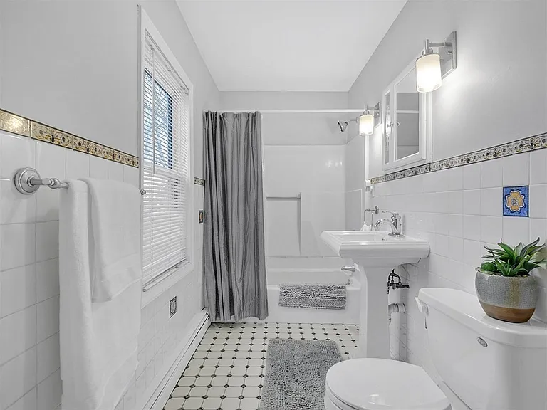 36 Telegraph St #1 & 2 — Photo 24
