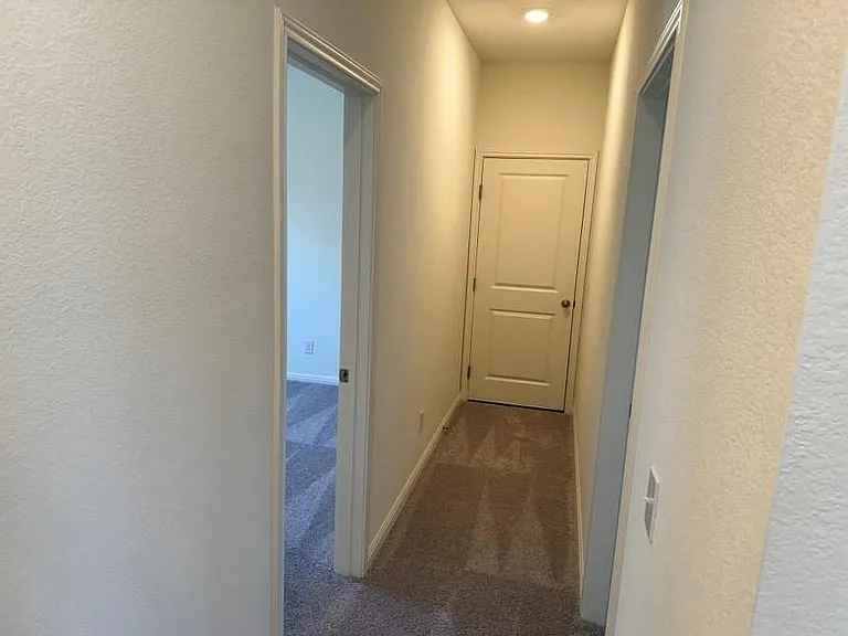 309 Plateau St — Photo 10