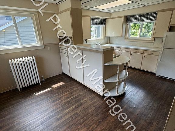 5th image of 300 E Pearl Ave #1