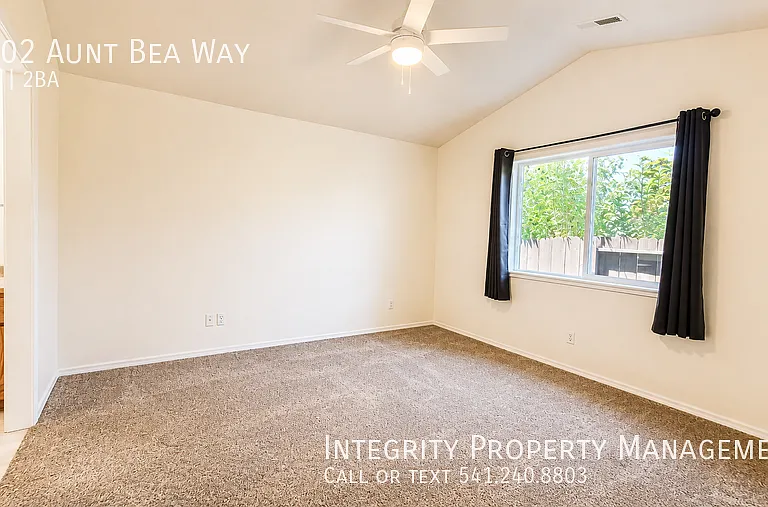 2002 Aunt Bea Way — Photo 13