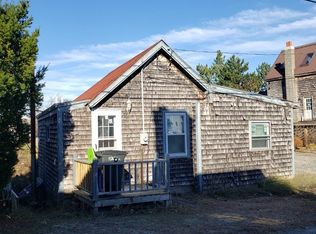 10 10th St, Newbury, MA 01951