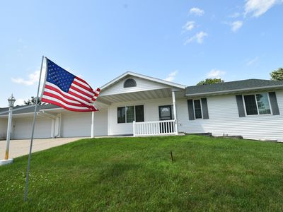 240 6th St SW, Pine Island, MN, 55963