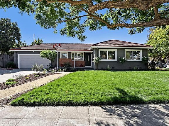2nd image of 3067 Santa Margarita Ave