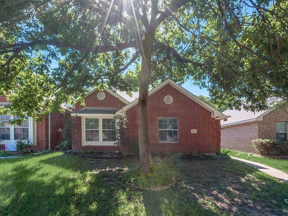 1st image of 1629 Myrtle Dr