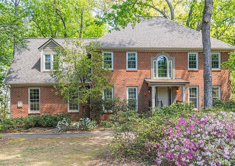 1st image of 12065 Magnolia Crescent Dr