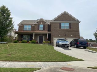 4956 Locherby Dr, Fairburn, GA 30213