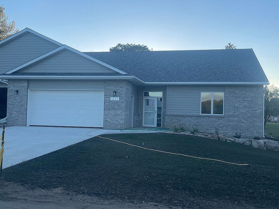 1st image of 1207 S Shore Dr #3