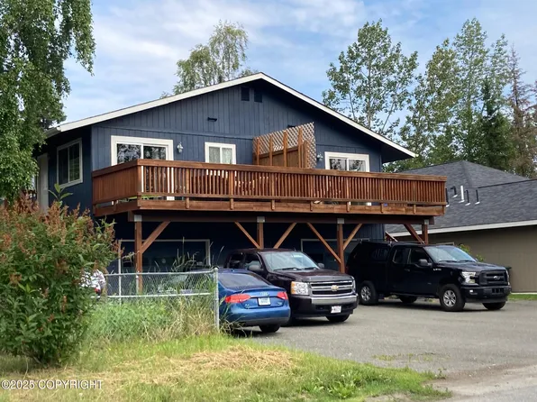 6521 E 9th Ave, Anchorage, AK 99504
