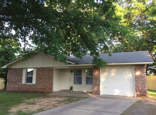 1406 14th Cir, Barling, AR 72923