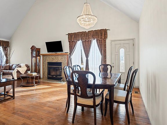 5th image of 7649 SE Ratner Rd