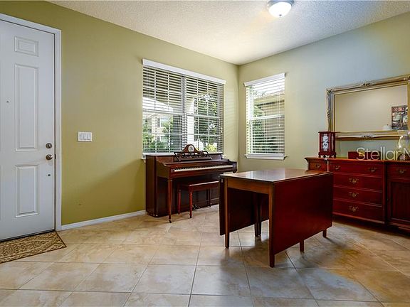 5th image of 3149 Winglewood Cir