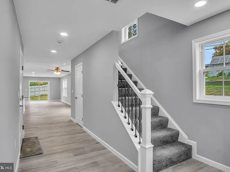 1500 Embassy Dr #A — Photo 12