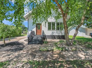1007 L Ave, Milford, IA 51351