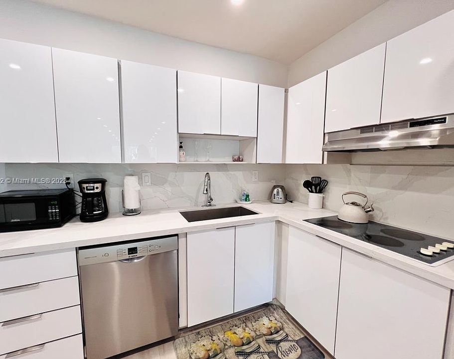 1st image of 19371 Collins Ave