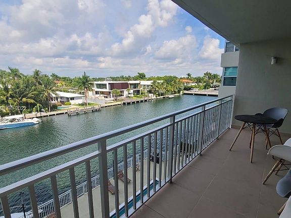 2nd image of 9500 W Bay Harbor Dr APT 4B