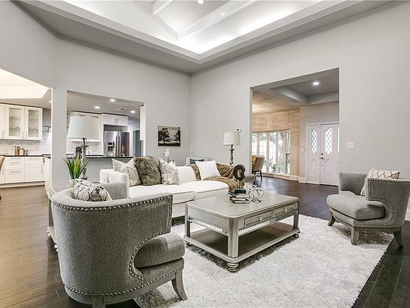 5th image of 7608 Carta Valley Dr
