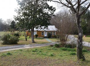 1803 Airport Dr, Alexander City, AL 35010