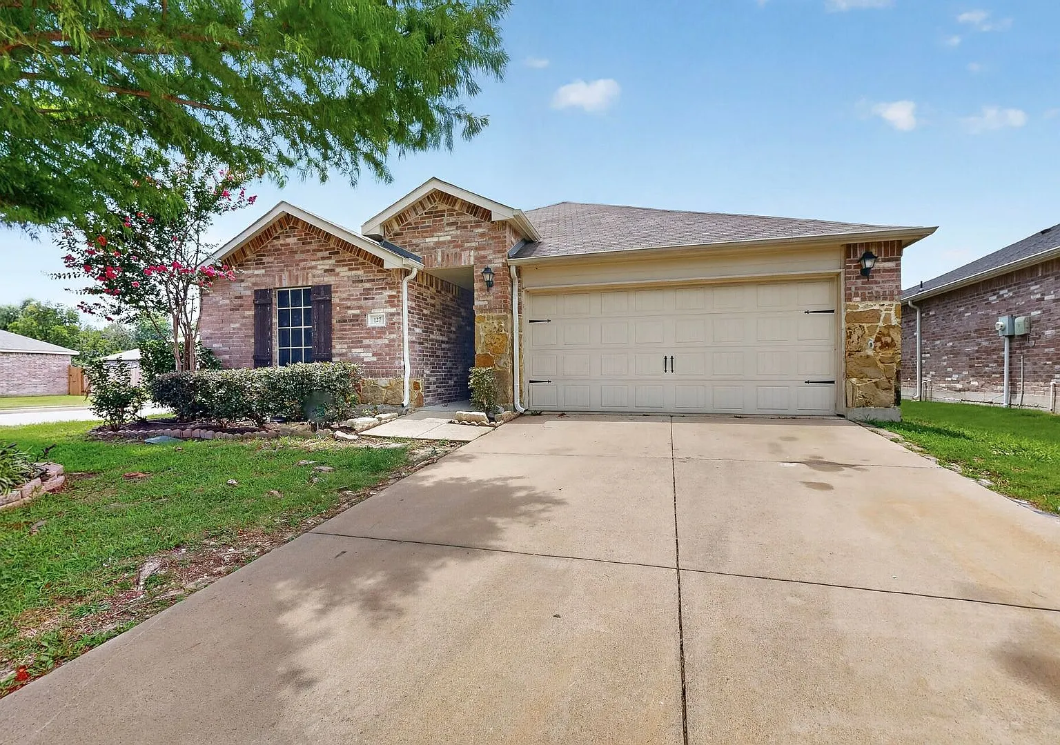 Beautiful 3-Bedroom Home in Spring Creek | Royse City ISD | Pet Friendly — Photo 4