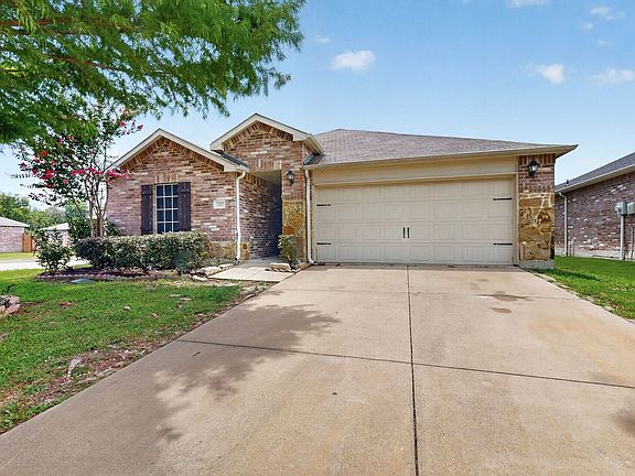 4th image of 127 Abelia Dr