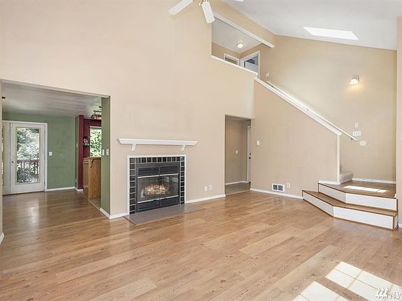 5th image of 7926 NE Beachwood Ave
