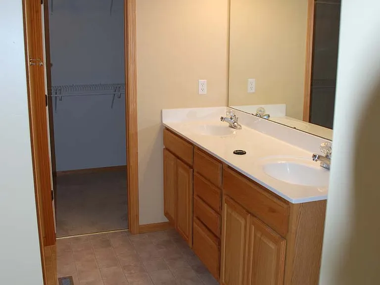14209 Fountain Hills Ct NE #1 — Photo 12