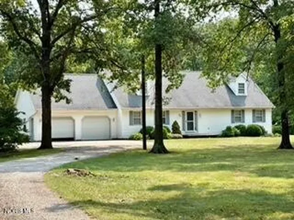 8015 Stever Rd, Defiance, OH 43512