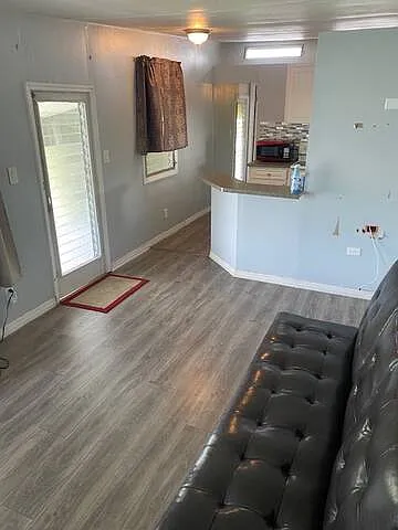 3 Aa St — Photo 3