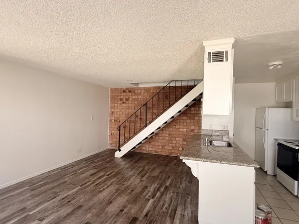2694 W Fairmont Ave APT 101, Fresno, CA 93705