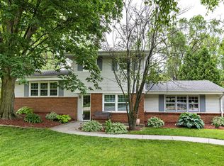 2429 W Green Tree Rd, Glendale, WI 53209