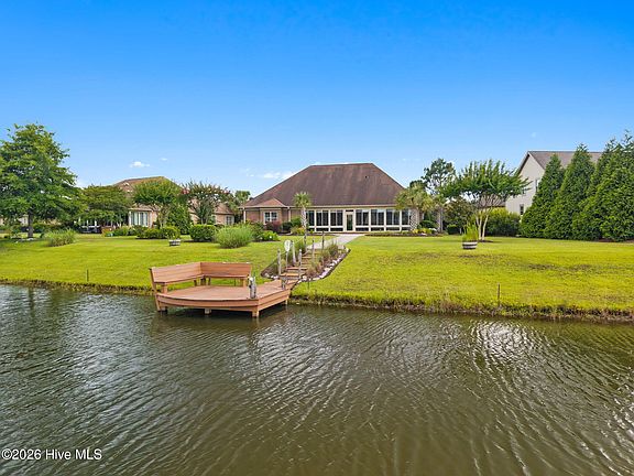 3rd image of 8476 Compass Pointe East Wynd NE