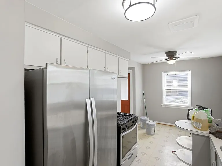 3267 Walmar Dr — Photo 15