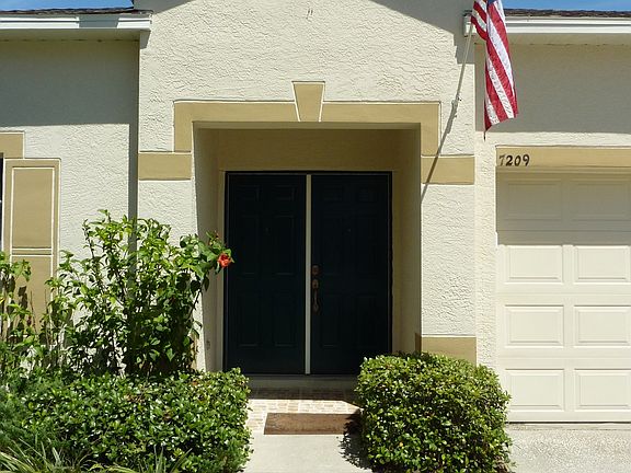 3rd image of 7209 Hamilton Park Blvd