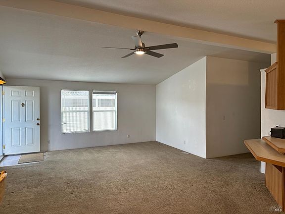4th image of 220 Ricardo Avenue