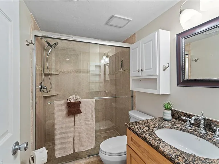 25800 Hickory Blvd #105 — Photo 19