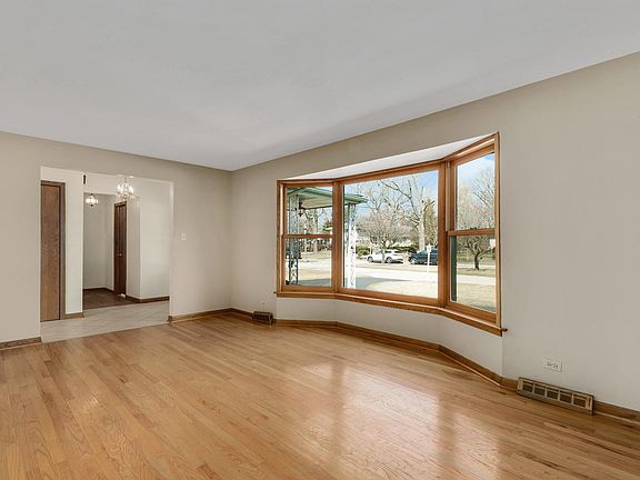 4th image of 900 Calle View Dr