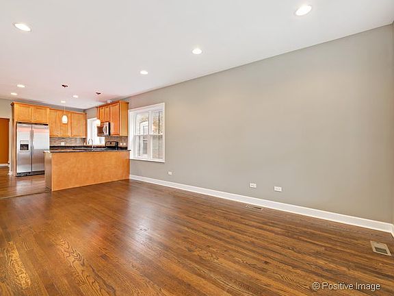 5th image of 2919 N Menard Ave