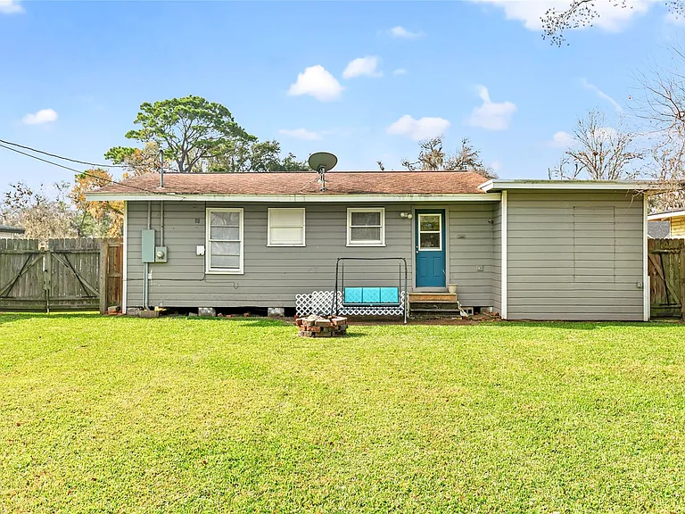 223 Jasmine St — Photo 19