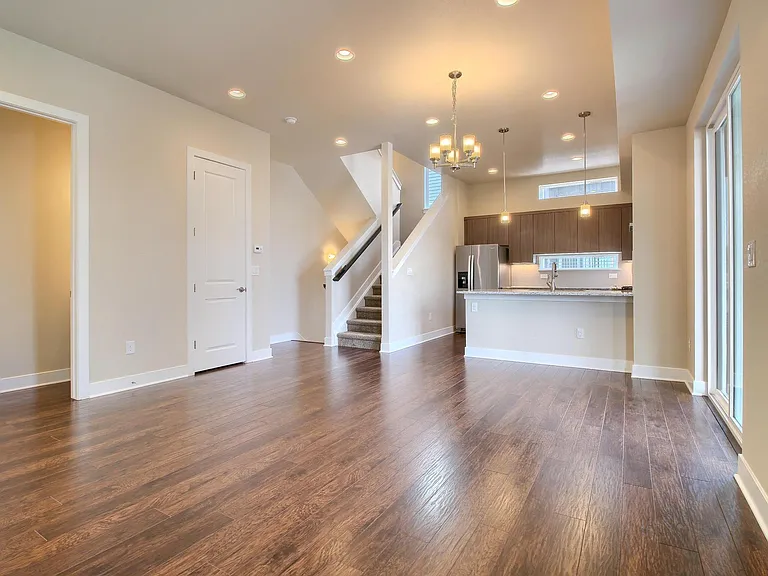 1641 King St — Photo 11